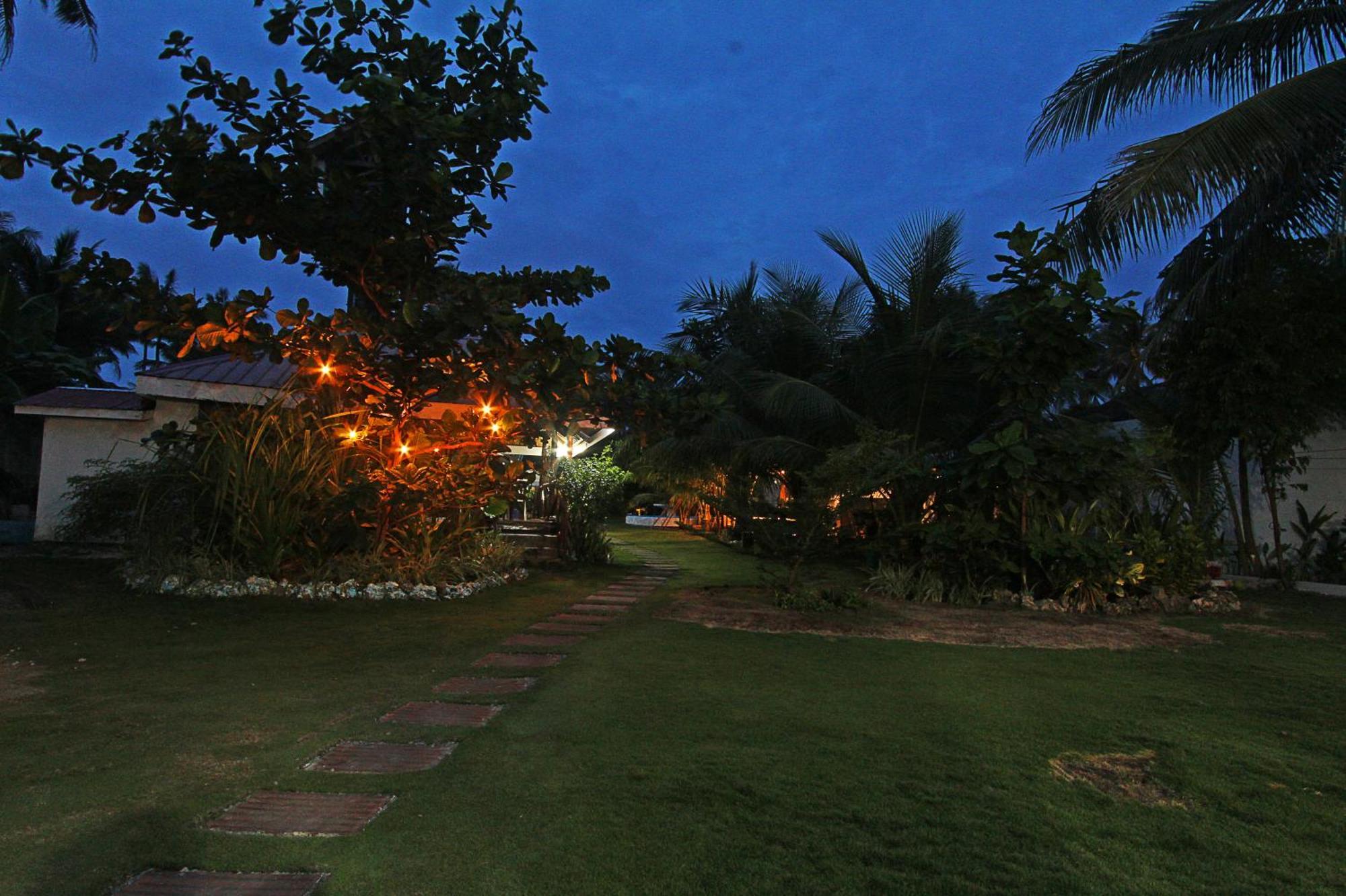 Villa Consolacion Resort 卢纳将军城 外观 照片