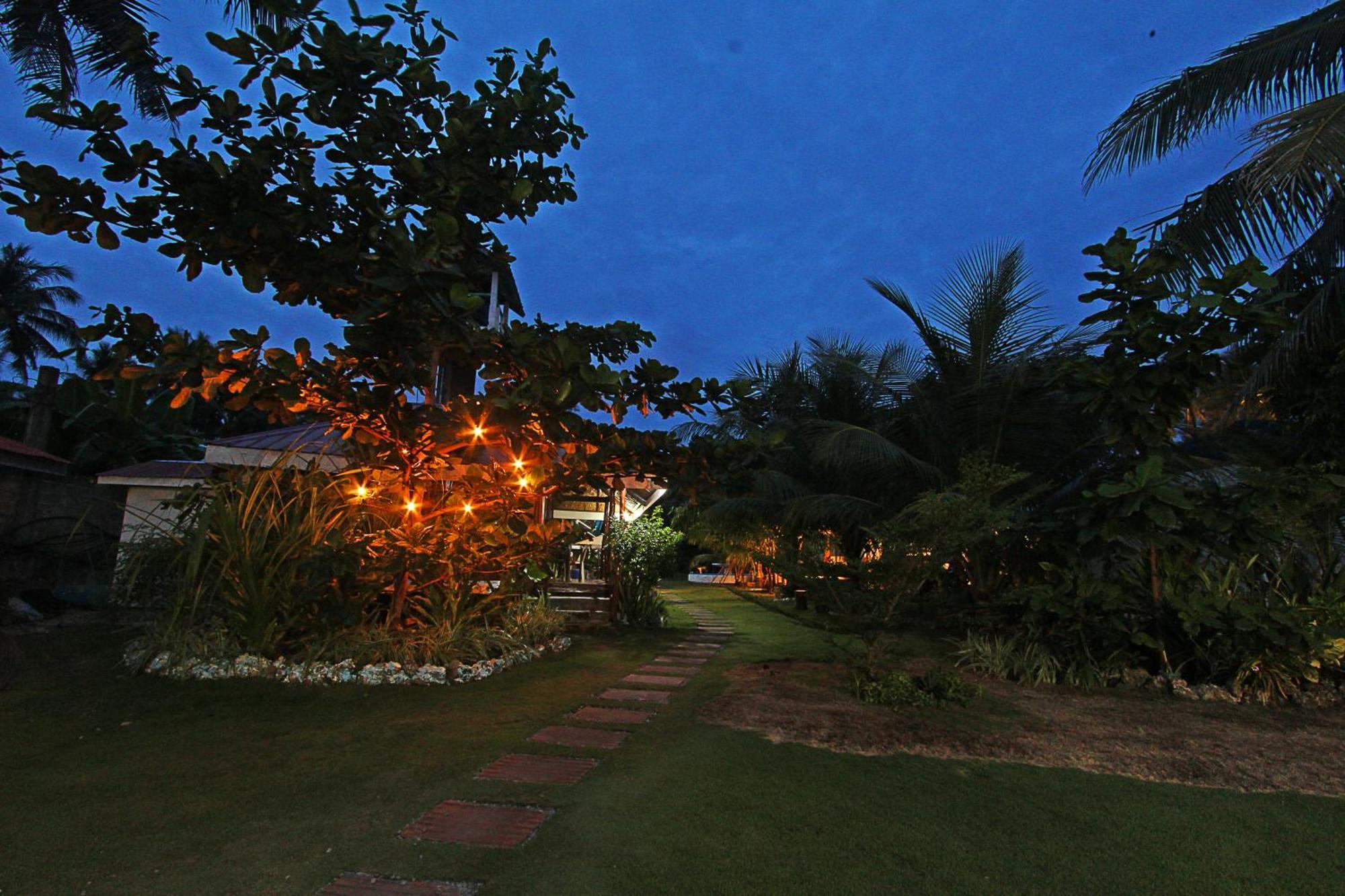 Villa Consolacion Resort 卢纳将军城 外观 照片